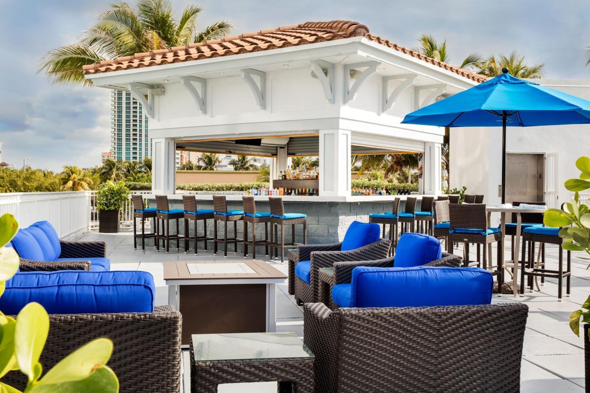 Courtyard By Marriott Fort Lauderdale Beach Exterior foto