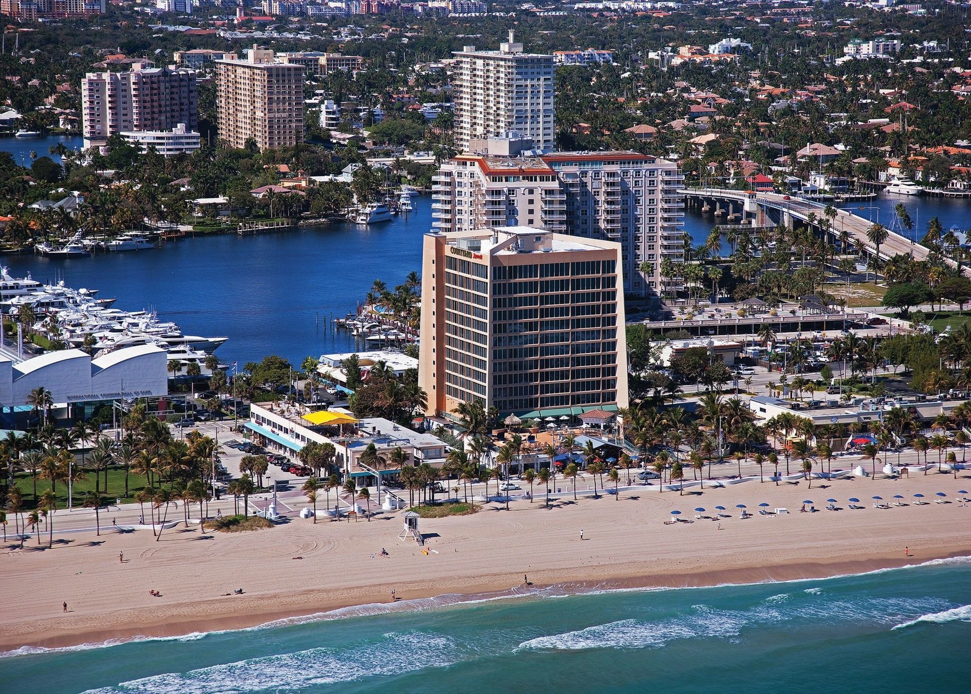 Courtyard By Marriott Fort Lauderdale Beach Exterior foto